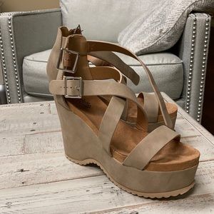 Charlotte Russe Tan Heeled Platform Sandals